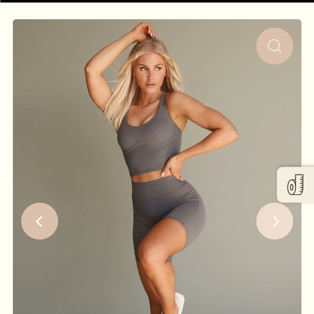 {Stacci Athletics} hourglass active top in morning mist